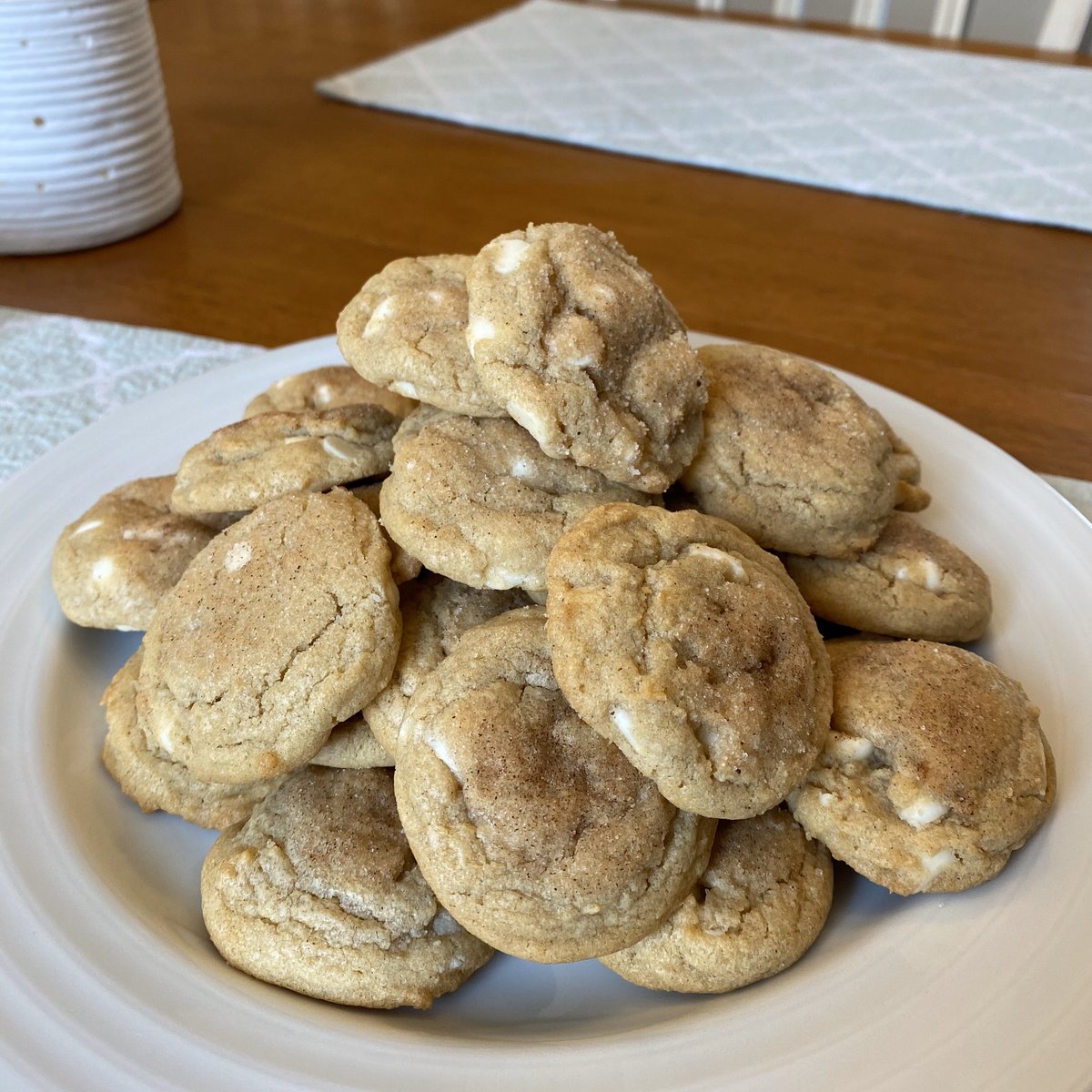 katiemseymour's tweet photo. Can’t wait for my after school snack: white chocolate snickerdoodle pudding cookies! #FHSSpiritWeek https://t.co/eqaTLAMW89