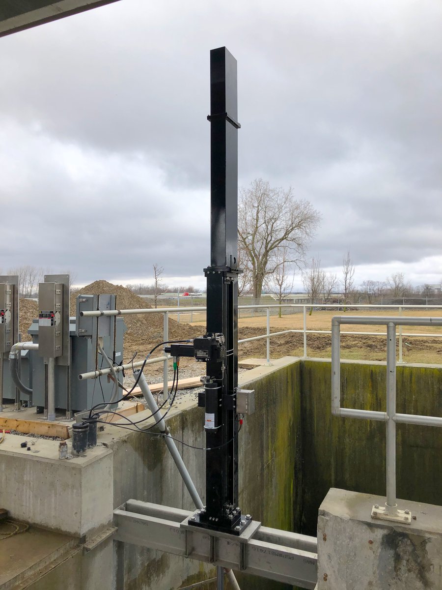 Recently, REXA was installed at another Water/Wastewater Treatment Plant on a weir gate used to control the water level in a horizontal lamp UV system. Check out the install pics below! #watertreatment #wastewatertreatment #water #wastewater #actuators