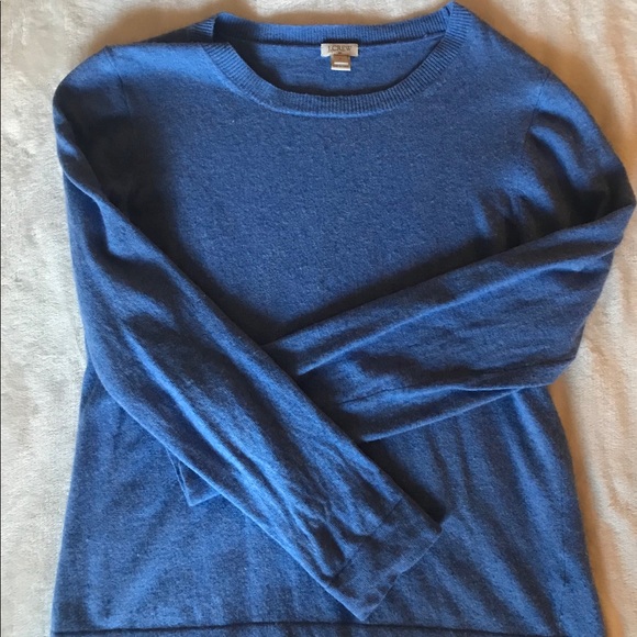 FabFunemployed's tweet image. So good I had to share! Check out all the items I&apos;m loving on @Poshmarkapp #poshmark #fashion #style #shopmycloset #jcrew #champion: posh.mk/2y8VBWMe94