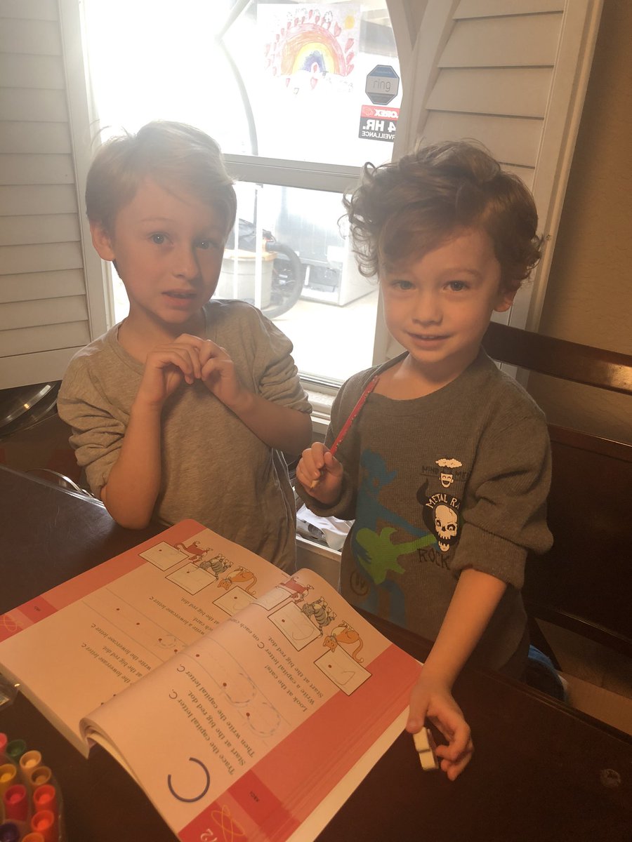 LDexter1314's tweet photo. @avocadogators big brother making sure little brother is ready for Kindergarten #AvoSpirit #MrsTea #FirstGrade https://t.co/MpPj8l2eLr