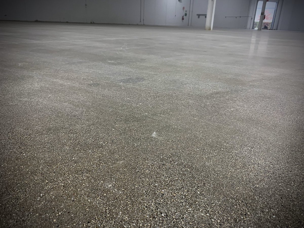 PetermanColin's tweet photo. #PolishedConcrete #400Grit https://t.co/jQZwM4E1wH