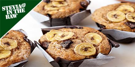 The parents on our #InTheRaw team have been using their time at home to #bake with their kids. It’s a great activity when you’re stuck inside &amp; this Banana Chocolate Chunk #Muffins recipe will give you 14 treats for everyone to enjoy. Find the recipe here:bit.ly/2vfldz9