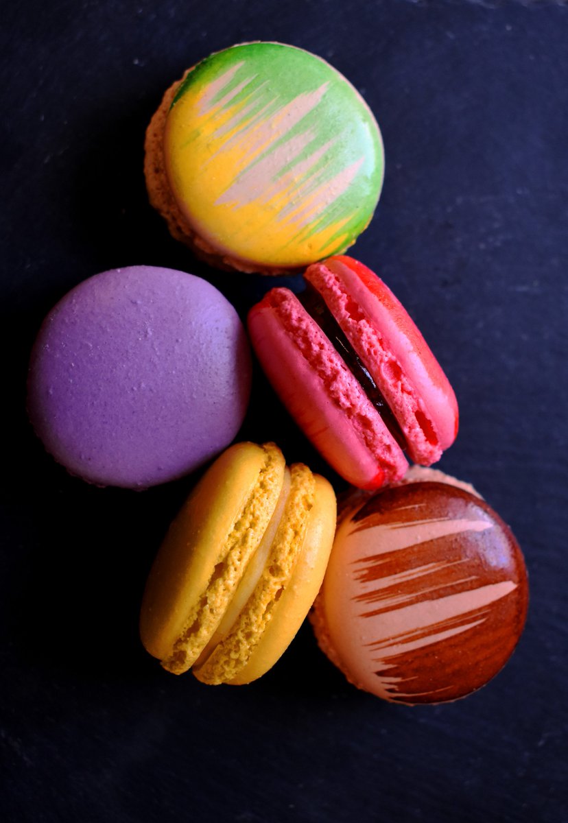 madmacnyc's tweet photo. Don't miss out on Spring just because you are living #ThatQuarantineLife Our Spring Favorites Macaron collection has just been released on https://t.co/crjm7f3DFn! We are open &amp; shipping nationwide! #QuarantineGifts #QuarantineBirthday #FrenchMacarons #FlorianBellanger #MadMacNYC https://t.co/3i7rRyMU6x