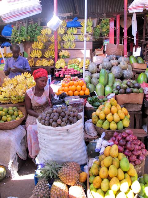 besiandrew's tweet photo. #StaySafeUg
๐ธMarkets are STRICTLY PROHIBITED from selling non-food items.This measure reduces numbers making "social distance" in these places feasible.
๐ธOnly essential staff at all @GovUganda offices will remain on duty. MDAs to work out staff rosters. #BeSafeUg #StaySafeUg https://t.co/50Fv7SAzqs