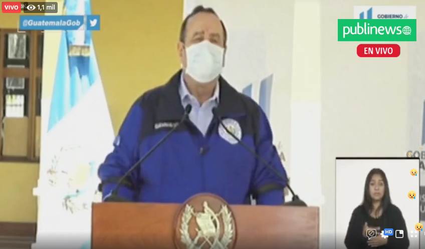 PublinewsGT's tweet image. #AHORA 
Presidente @DrGiammattei señala que desde que se tomó la decisión de suspender las clases se pensó en ampliar el Programa de Alimentación Escolar a los niños que tienen acceso a dos tiempos de comida en sus centros escolares