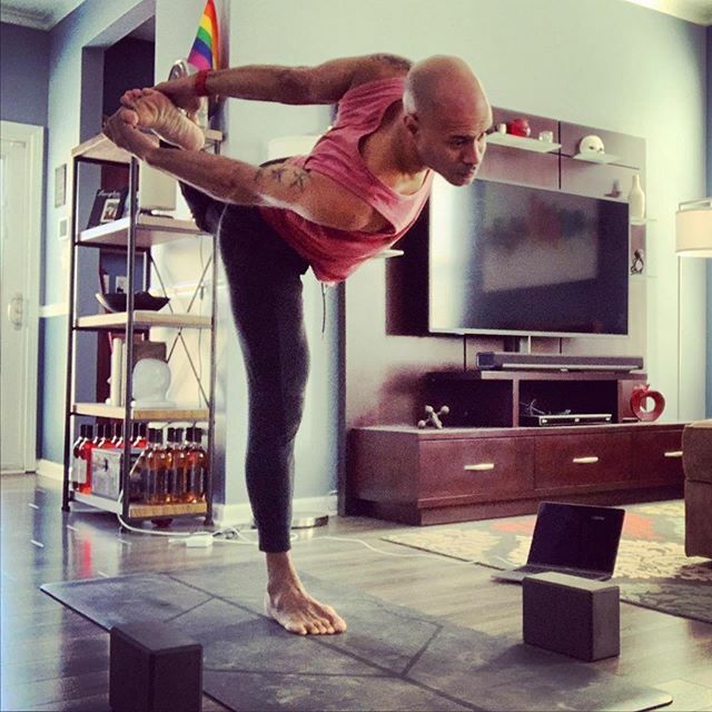 ❤️🌈 ❤️✨💫 Repost <a href="/indy/">indy</a>.om.massage
・・・
Thanks for a great class this noon virtual zoom yoga class <a href="/erinleighmo/">Erin Morgan</a> @invokestudioindy much needed