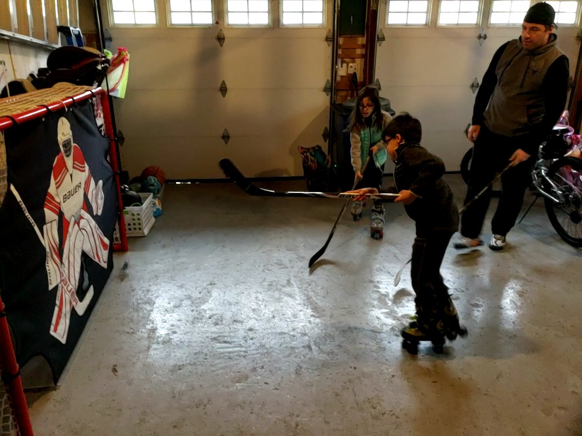 Danielle Ferrara tweet media