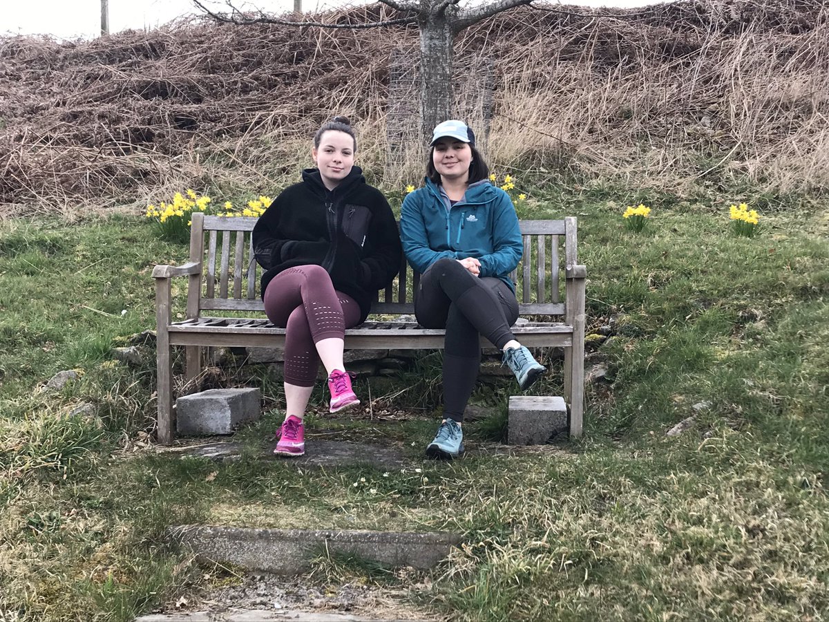 DMK_17's tweet photo. Todayโs exercise - down by the river in front of the house. Now my girls appreciate living in the sticks! #stayhome #stopthespread #lovethisplace #perfectisolation https://t.co/PAos9BEhH2