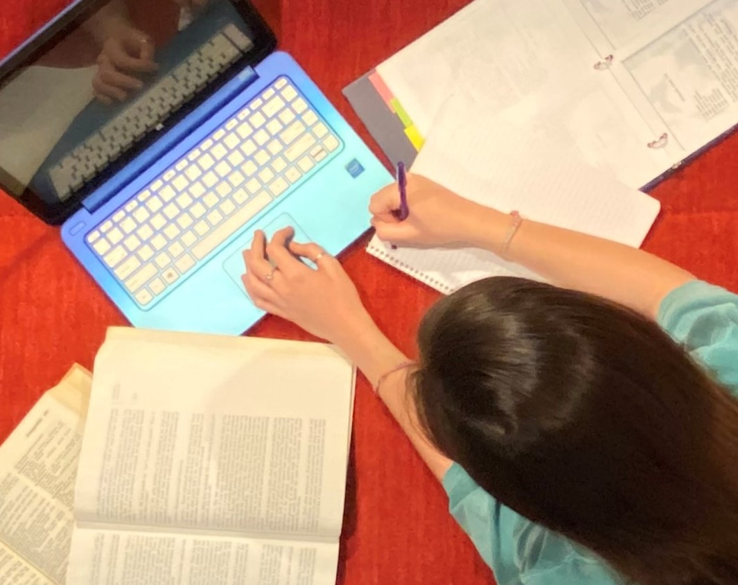 Supporting (and sheltering with) Your College Student - mailchi.mp/thecentercouns…
Supporting (and sheltering with) Your College Student
Managing what is happening in our homes is one small part of all that is happening across our nation.