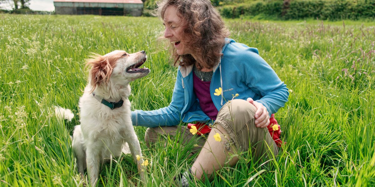 takecareus's tweet photo. #DYK that #animaltherapy can improve stress, depression symptoms and heart health? On #nationalpuppyday, we're encouraging you to hug your animal close for your health. Learn more: https://t.co/e8RWPQfmSU. https://t.co/WHsMrIasjl