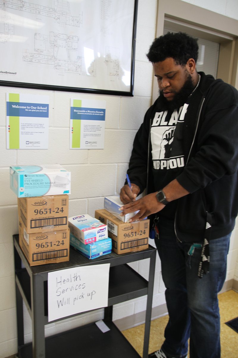 WCPSS's tweet photo. Heroes at work… collecting facemasks, gloves, gowns, hand sanitizer, and disinfecting wipes from our schools to donate to @WakeGov COVID-19 emergency response. We’re happy to help protect our healthcare workers. @WCPSSTeam #InThisTogether #HeroesOnBuses #WashYourHands https://t.co/aIFY8CJgbg