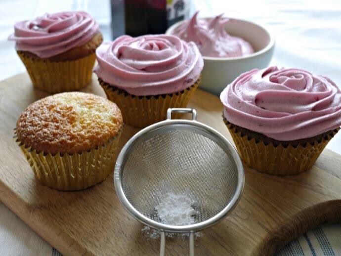 Time on your hands? Try our delicious #Blackcurrant #muffin #recipe You can Buy <a href="/MrJBlackcurrant/">Mr J Blackcurrants</a> #BlackcurrantCordial nationwide in <a href="/SuperValuIRL/">SuperValu Ireland</a> mrjeffaresblackcurrants.ie/recipes/blackc… #RecipeOfTheDay #COVID19 #StayHome #eatlocal <a href="/GoodFoodIreland/">Good Food Ireland®</a>