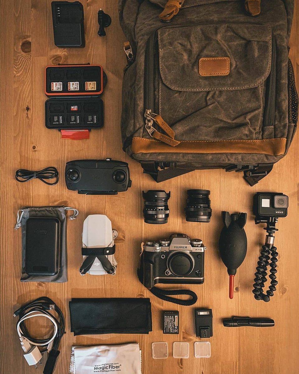 What's in your camera bag?
.
.
.
.
.
#camerabag #whatsinmycamerabag #cameragear #camerageargeeks #cameragearaddicts #cameragearjunkie #camerabags #camerabagfuji #fuji #fujifilm #challenge #gopro #goprohero7 #goprohero7black #dji