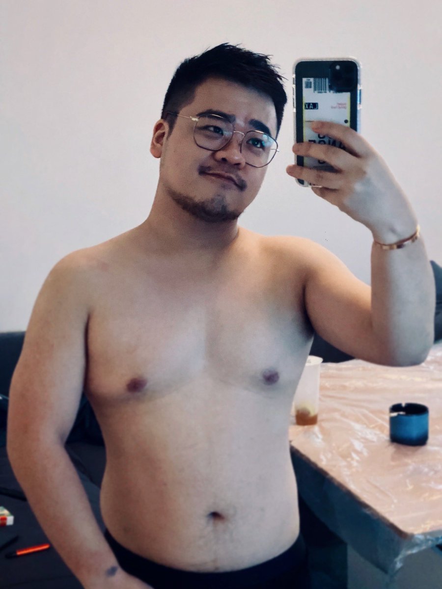 非充血状态，其实还是有点胸哈哈哈。