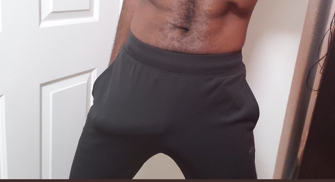 UpsAndDown5's tweet photo. I am horny and need a break from this isolation. #comegetthisdick https://t.co/uHf6oqikS0