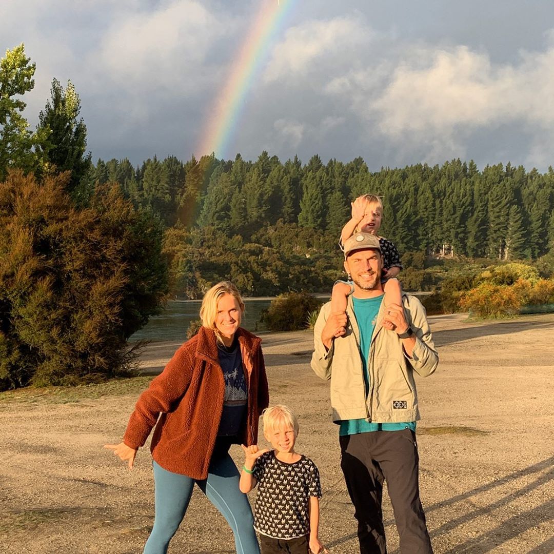 bethanyhamilton's tweet photo. Finding the rainbows in all of the craziness 🌈
One thing I’ve learn through adversity is~ There’s always something to be thankful for, and we can focus on the good and beautiful things! This takes the focus off the opposite and shine light on the good! https://t.co/87gTmk42q9