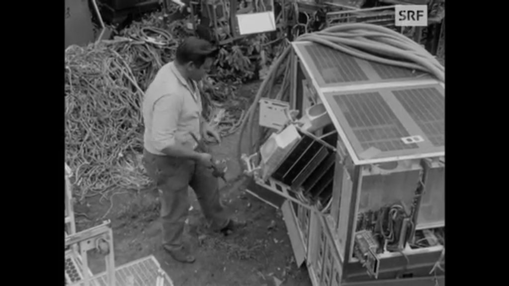 aberehrlich's tweet photo. Ressource costs of digitalisation since 50 years, the hardware case: A computer graveyard in Switzerland, 1968 #digisal @hiig_berlin #sigcis #twitterstorians https://t.co/UbyLYINTb9
