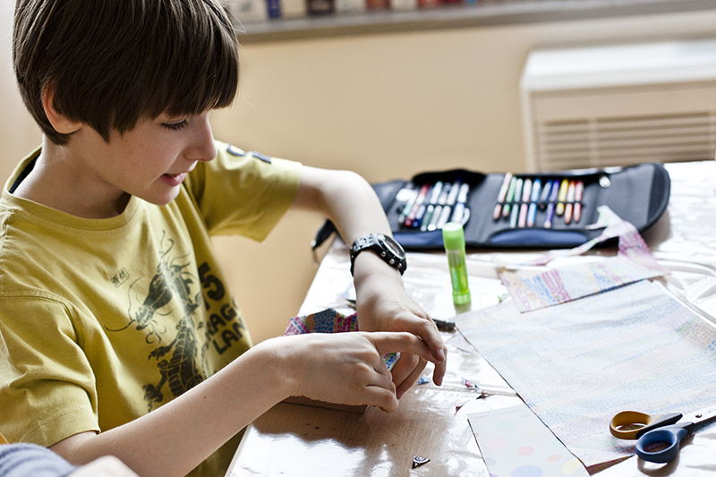 Pendant la période de restriction des déplacements, le fonctionnement des services du rectorat est maintenu : gestion individuelle administrative et financière, gestion des actes collectifs, préparation de la rentrée,etc.
▶️bit.ly/2WHw4O5
<a href="/HuartJean/">Jean-Marc Huart</a>