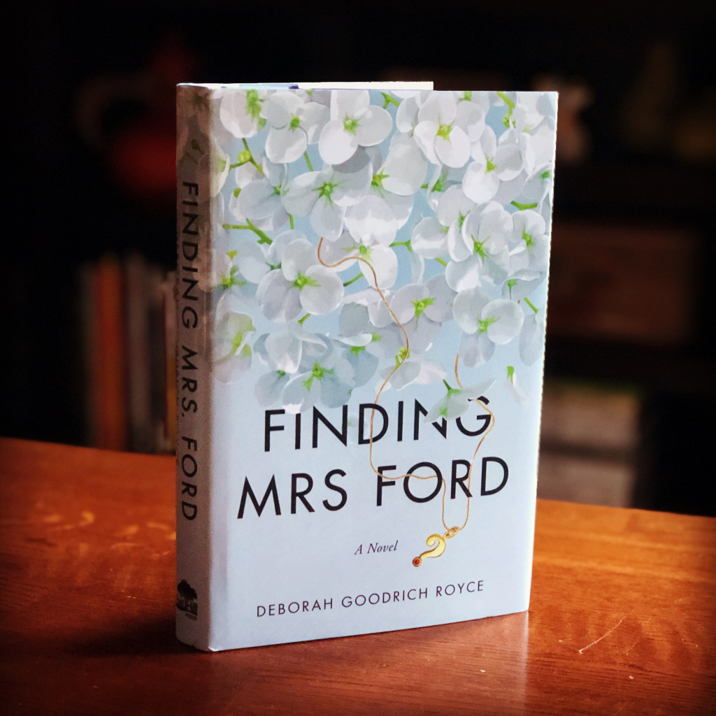 MWLadiesWhoLit's tweet photo. Blog Tour Review: Finding Mrs. Ford ~by Deborah Goodrich Royce https://t.co/TtC90wxlFc https://t.co/5q6JzLeL2f