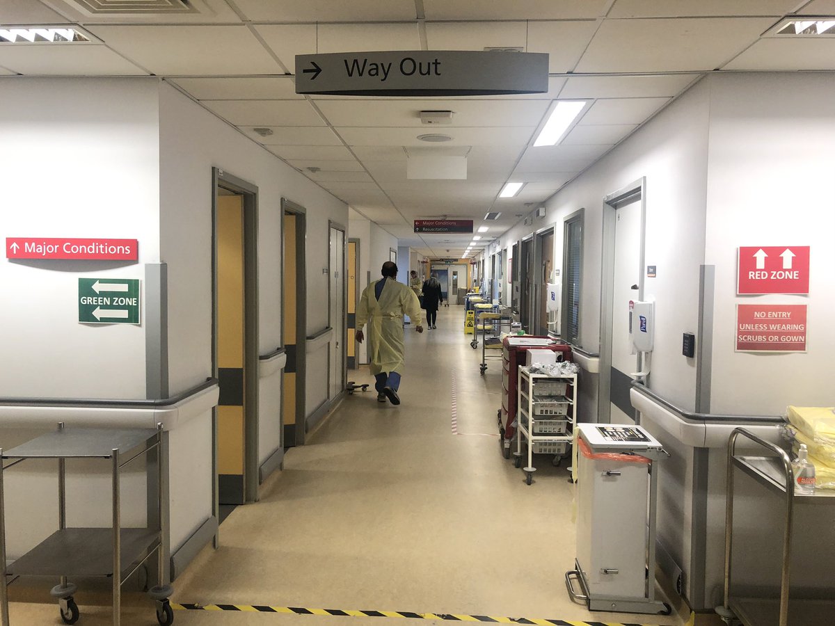 Couldn’t be prouder of #teamED today for implementing the surge escalation plan for respiratory majors, including fully equipped isolation resus with 48 hours notice. #InThisTogether to prioritise our patients and teams safety @drahmadaziz_EM @paulawoods4 @broomfieldnhs