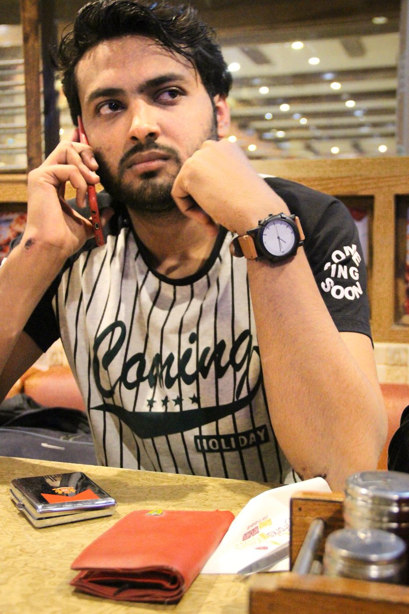 UmairNa91318013's tweet photo. #momcall #Instructions #faislabad
Mom ki call bhot zrori hoti..
😘📞❤️💯 https://t.co/AI5dXLXAwC