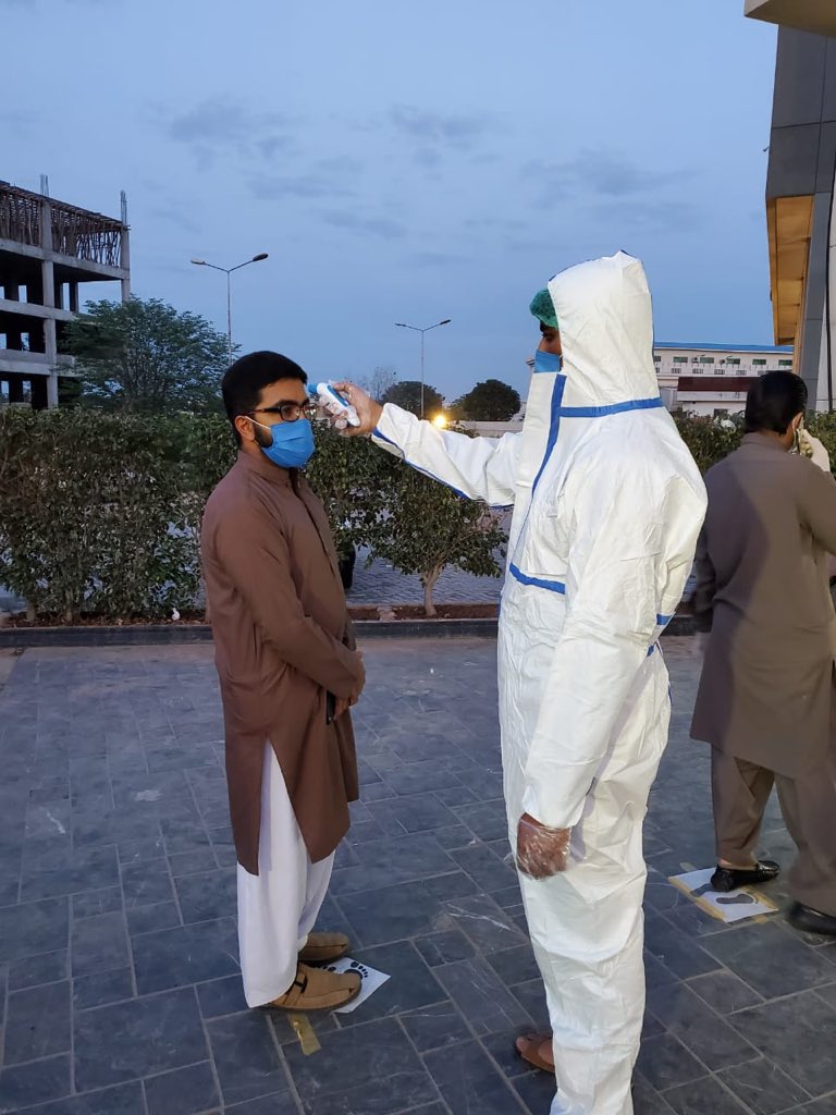 dcislamabad's tweet image. Well done Shaheen Chemist. Model which others must follow ✅🥇