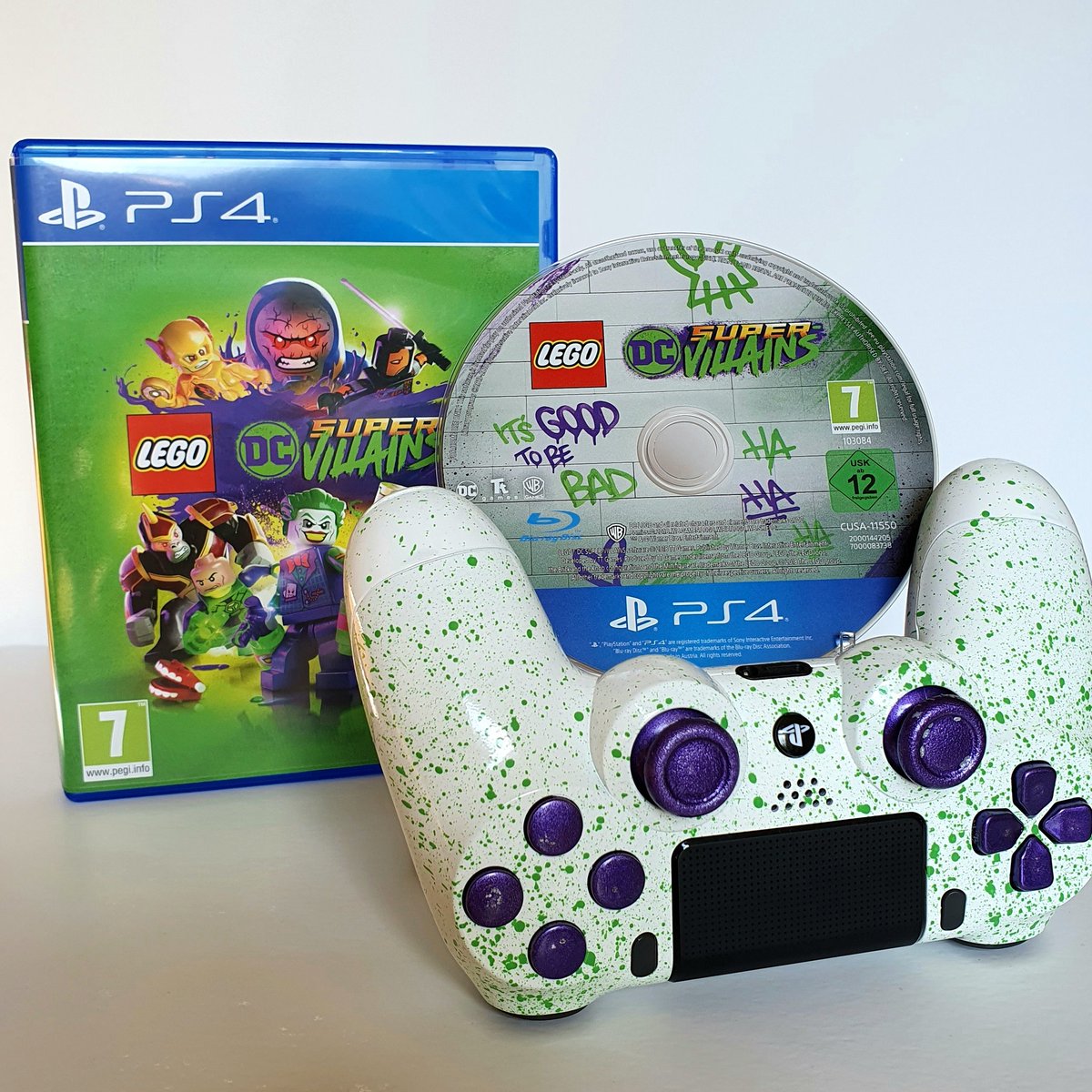 MIKEY2106's tweet photo. I made a custom controller based on my sons favourite DC Character.... Joke.
#playstation #playstation1 #playstation2 #playstation3 #playstation4 #playstation5 #customps4controller #customcontroller #customds4 #dcjoker #Joker #lego #ps4 https://t.co/wboj9dLC9t