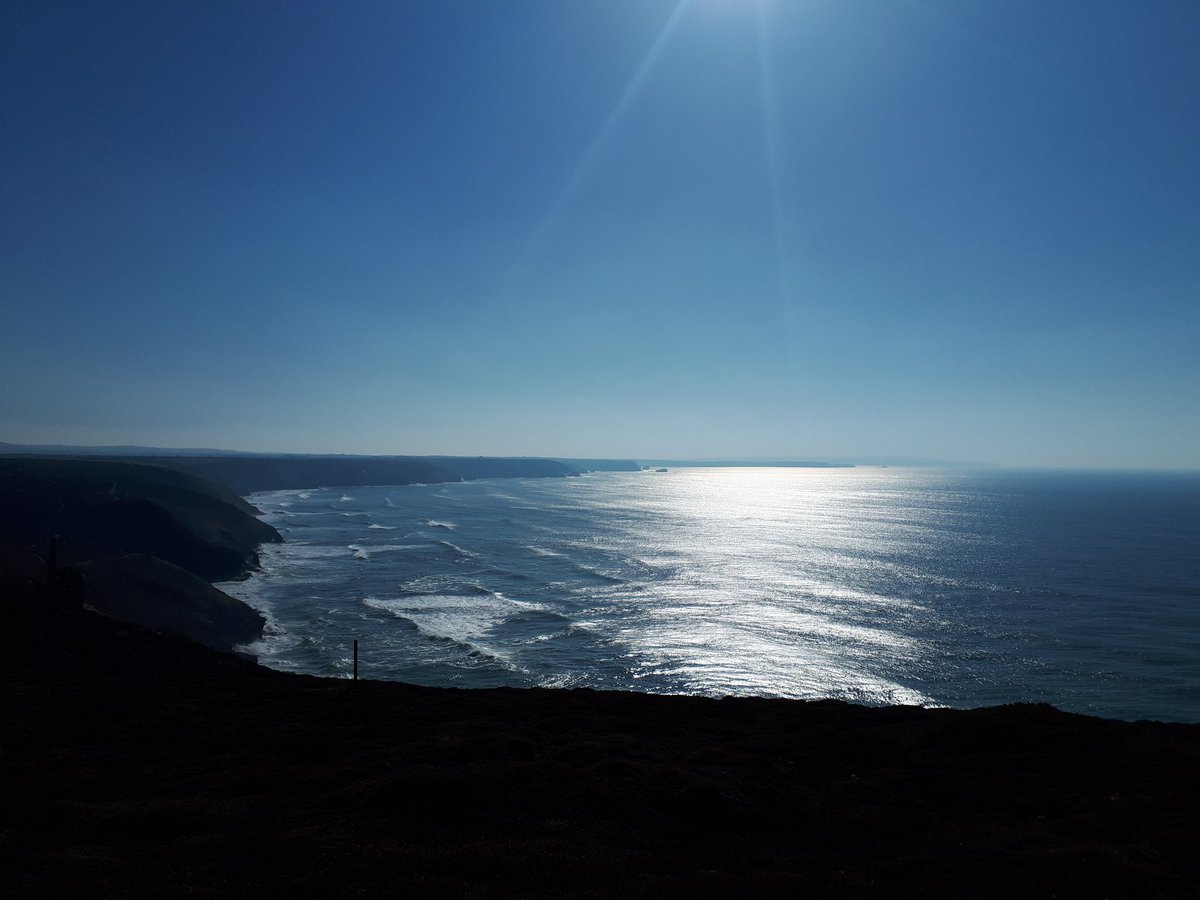 Hi everyone <a href="/CornwallHour/">Cornwall Hour</a> #cornwallhour Hoping for brighter times soon and thinking of everyone struggljng with this at the moment x #cornwall #kernow #besafe