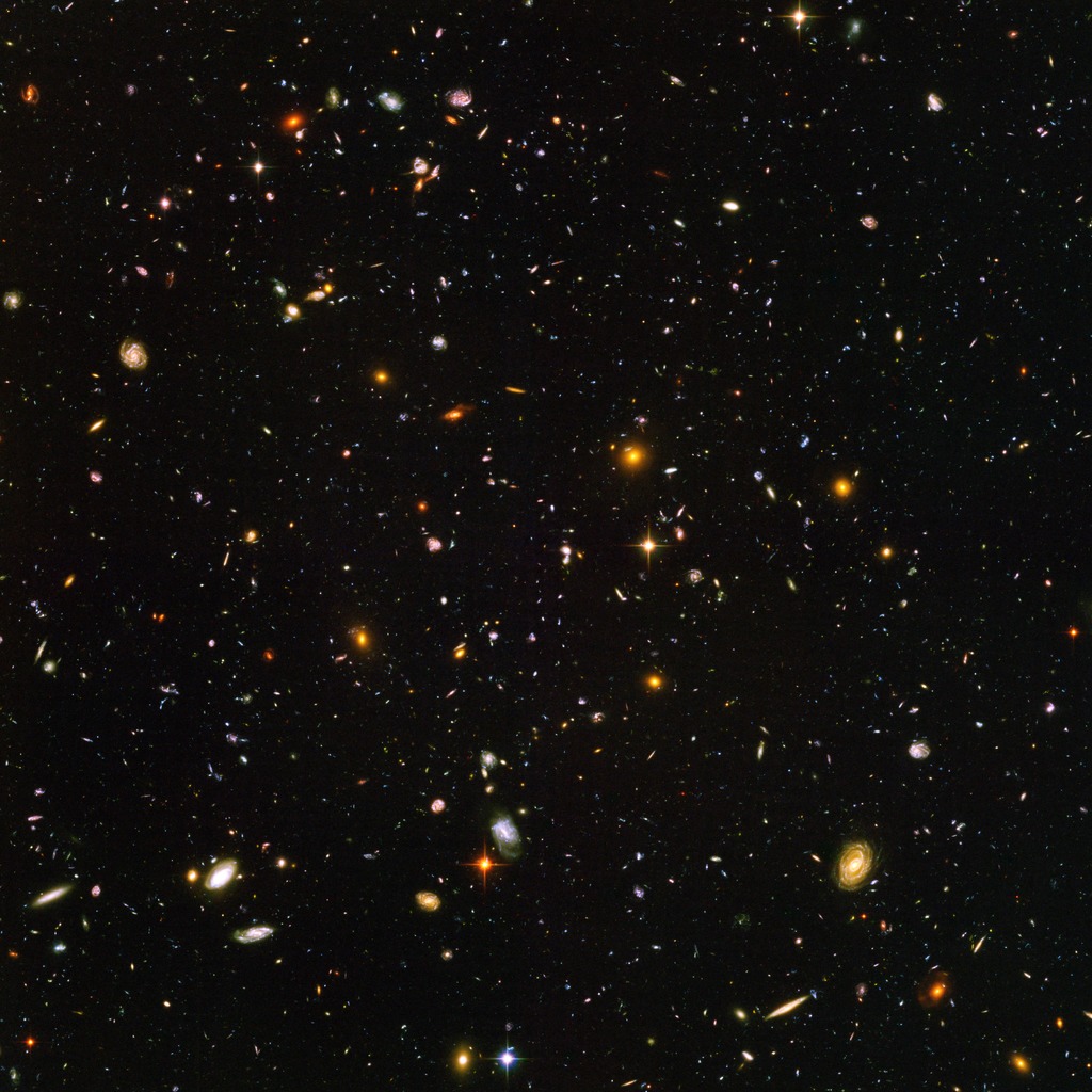 The Hubble Ultra Deep Field (which  @shannonmstirone shared earlier) is a deep look into a tiny patch of sky in the constellation Fornax. Over 11 days of exposure time revealed 10,000 galaxies, including some of the oldest known.Image: NASA, ESA, S. Beckwith (STScI), HUDF Team