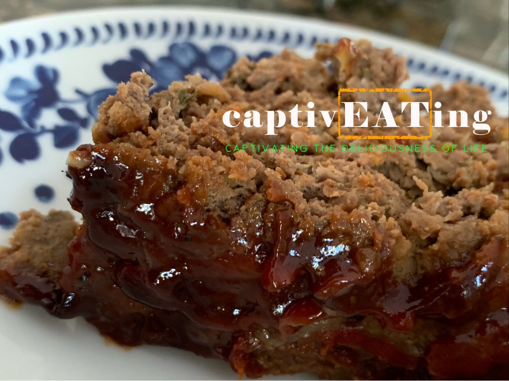 CaptivEATing's tweet photo. MAAAA, THE MEATLOAF! https://t.co/hzA5yRKvnV https://t.co/S2Me5rTu6Z