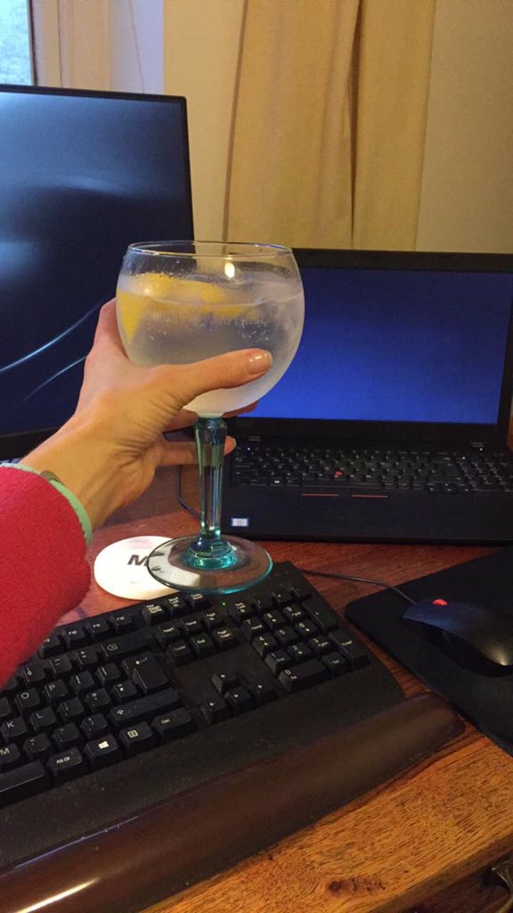 Is it appropriate to drink gin at the ‘office’? Asking for a friend... 🤯 #CoronavirusLockdownUK