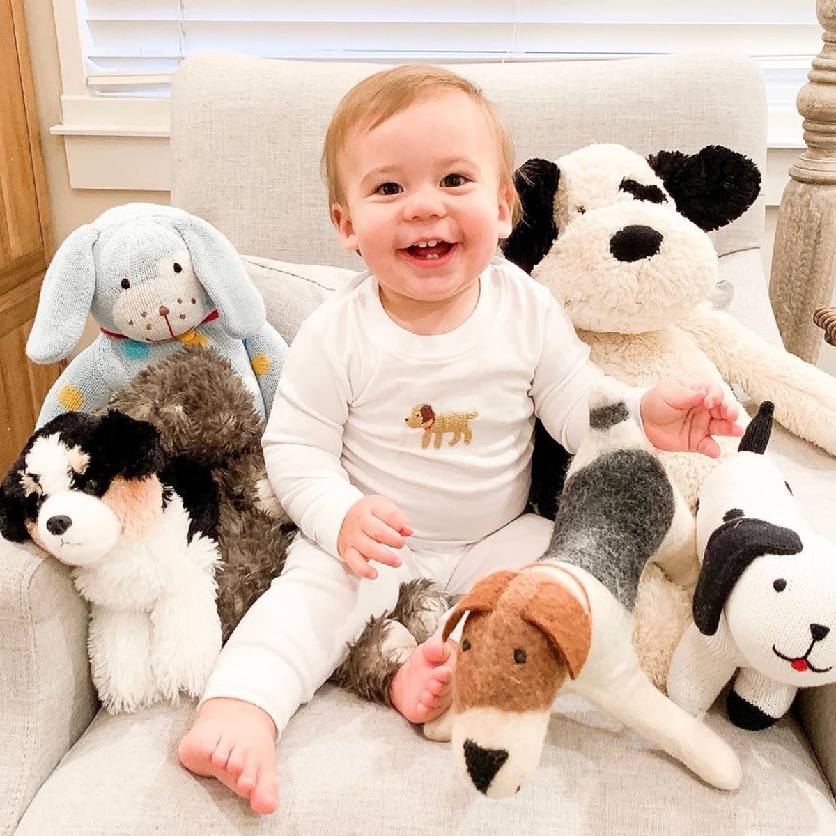 🐶🐶🐶A puppy friend is a best friend⁠! Bruno Barkster loves to play and he loves to snuggle! Shop now by visiting our website! petitami-zubels.com  📸<a href="/maglawrence/">Magdalena Lawrence</a>⁠ 

#babytoys #handcrafteddolls #handknitdolls #madebyartisans #madeinthephilippines #knitdolls #zubels