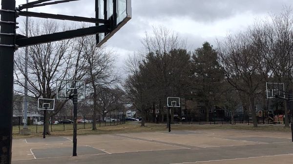 CambMA's tweet photo. To encourage #socialdistancing, please note that the basketball courts, playgrounds and the dog park are currently closed at #DanehyPark. 

Find more #CambMA updates at https://t.co/iq52Lft3ZN https://t.co/K3BAzh3kLu