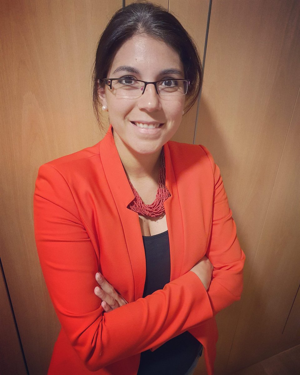 EsterGzGz's tweet photo. Primera clase de 2020, primera clase siendo madre. Qué bien sienta volver a ponerse una americana 😉
https://t.co/5v2cueTejN 👩💻 #ProfeModoOn
#RedesSociales #SocialMedia #Marketing #Branding #Comunicación #SEO #GzActitud #periodista #contentmarketing #marketinonline https://t.co/emdxIWmuZE