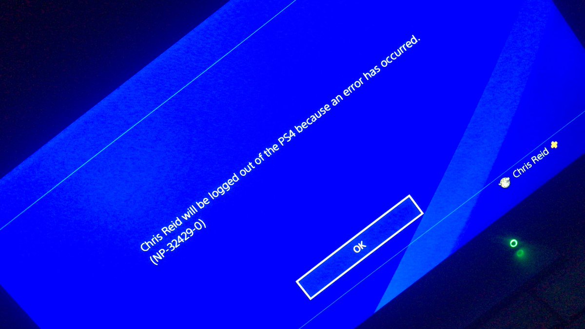 1Chrisreid's tweet photo. @AskPlayStation  every time I try to play UFC 3 this error keep popping up and logging me out of my account, what’s the problem? https://t.co/LIK9JhDbc1