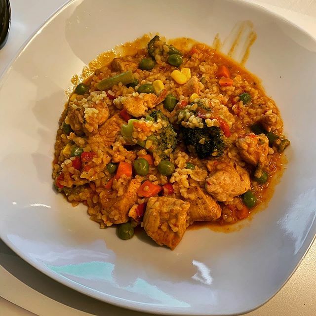 StayAtHome => CookAtHome
Bulgur RedThaiCurry with vegetable and Chicken
.
.
. . 
#bugur #vegetables #chicken #curry #thaicurry #eating #eat #food #foodporn #foodpic #instalife #instafood #instapic #yummy  #omg #lovelife #lovemylife #thanksgod #qualitytim… ift.tt/2Ug50nA