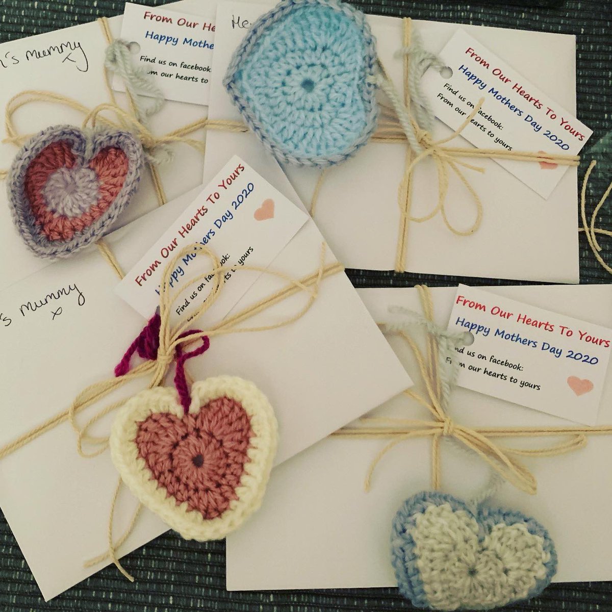 ChristinaAxton's tweet photo. 💗I feel privileged every year to be able to make Mothers Day cards for the amazing mothers on our NICU. we know that these small acts of kindness make adifference to mothers who are adapting to mothering their baby in the face of constant uncertainty #nicunurse @KingsCollegeNHS https://t.co/SKFu8KrPHx
