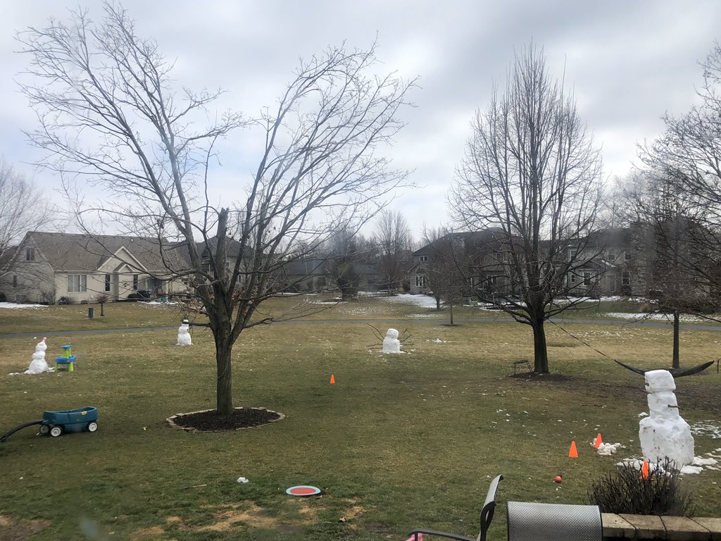 MarkersClass's tweet photo. Distancing from each other is nearly impossible in our house lately...but very apparent how much it’s needed when we noticed our snowmen. 😂 https://t.co/a00AfGhPQJ