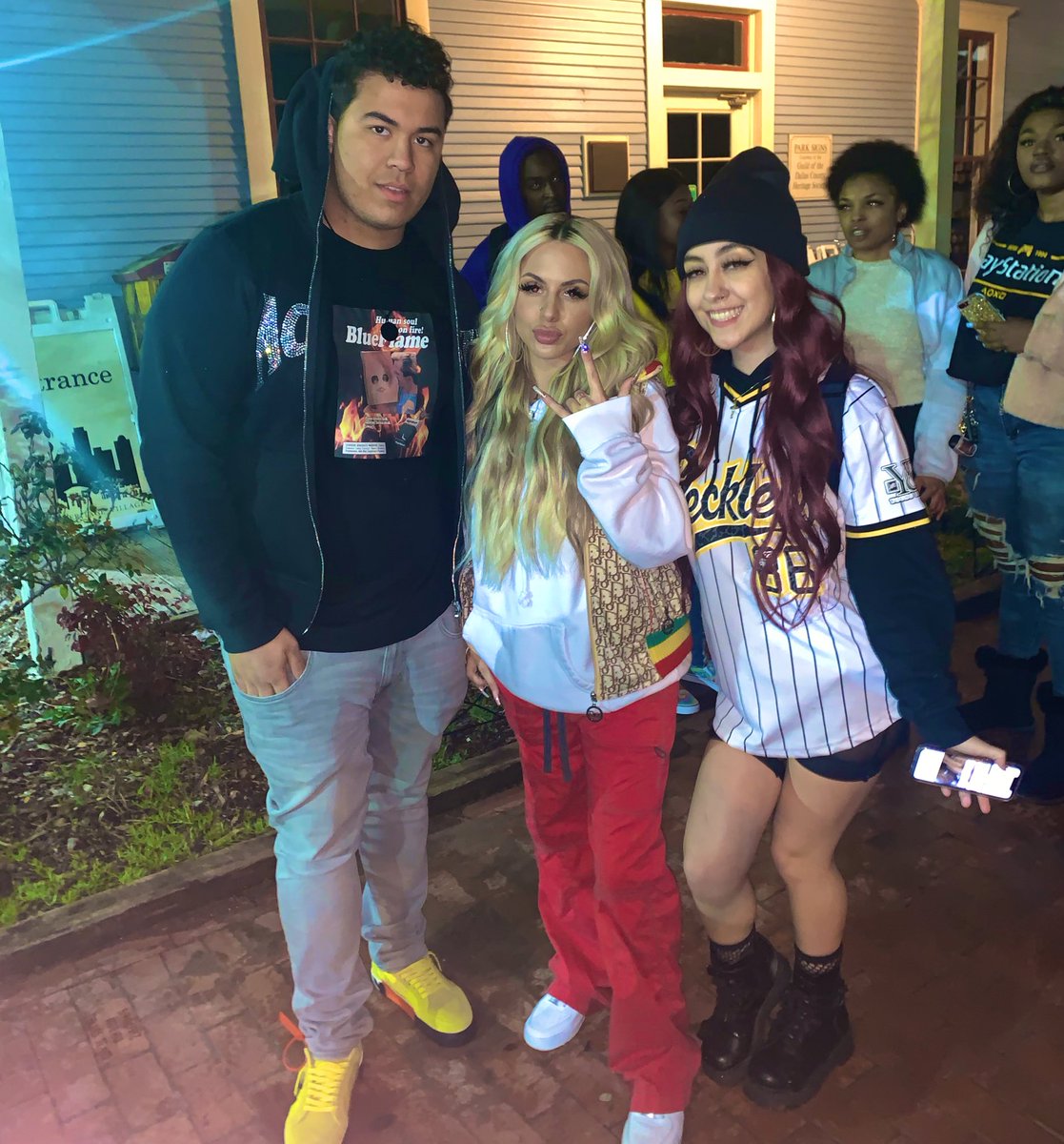 madisonmariahhh's tweet photo. Go watch that new BUSSSINNN video 🤩🥵🔥 @taymoneyduh https://t.co/oUR8Ifcz6a