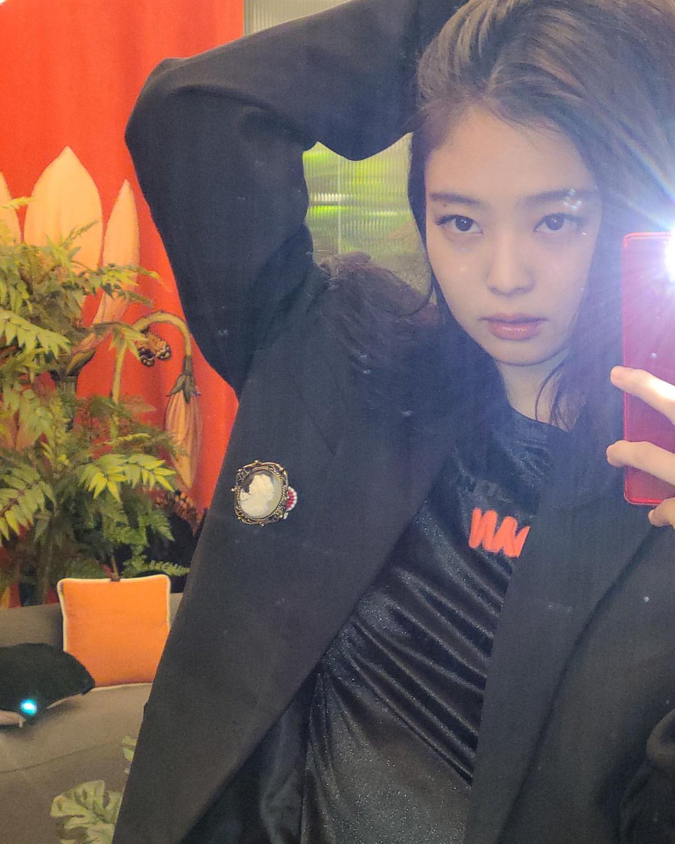 jennie tweet media