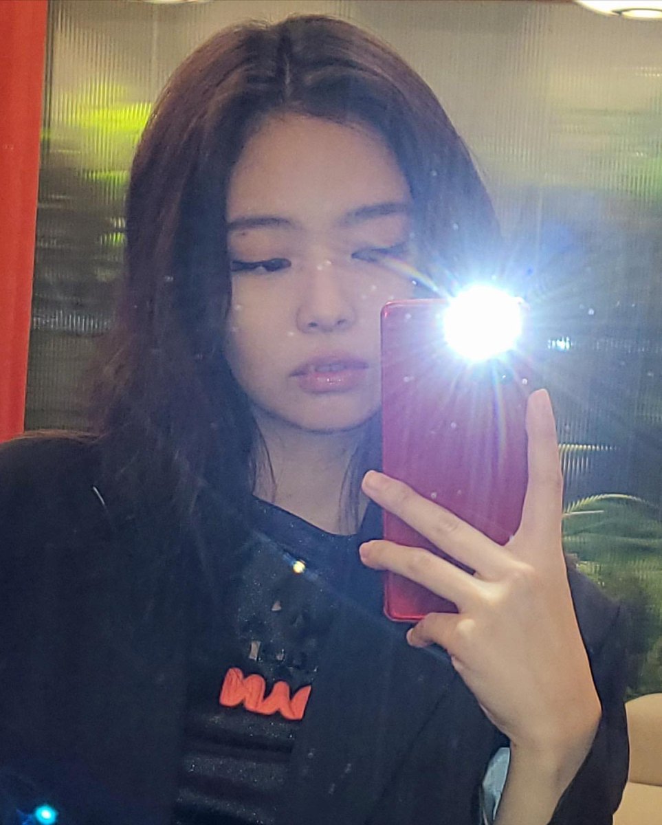 jennie tweet media
