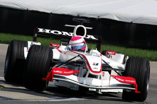 AndreaEttori's tweet photo. #StayTuned 😉🎌
#P300 #SA05 #F1 https://t.co/2bRt4GQopf