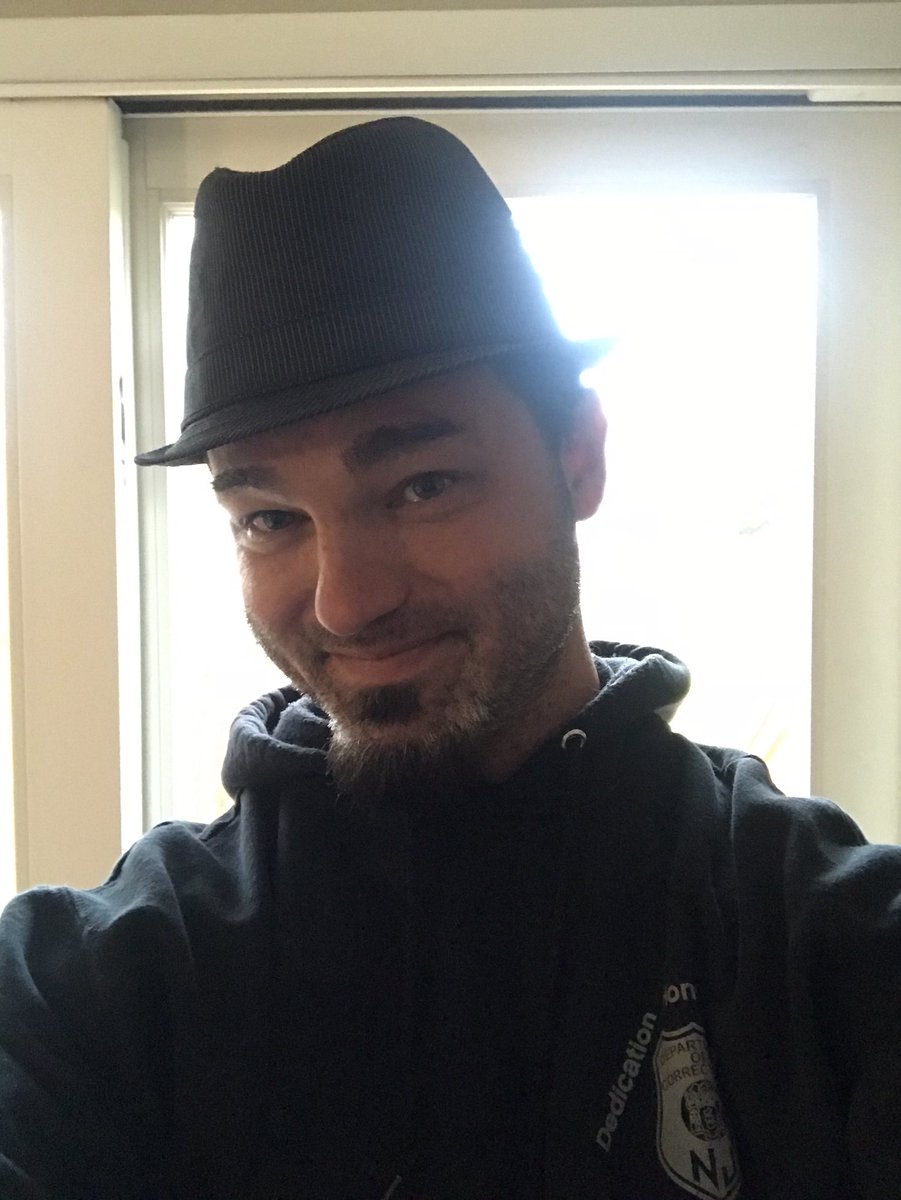 mrpavlov3's tweet photo. #HTSDhasSpirit @WeAreHTSD My favorite hat Monday!! https://t.co/6xBZgcCaQp