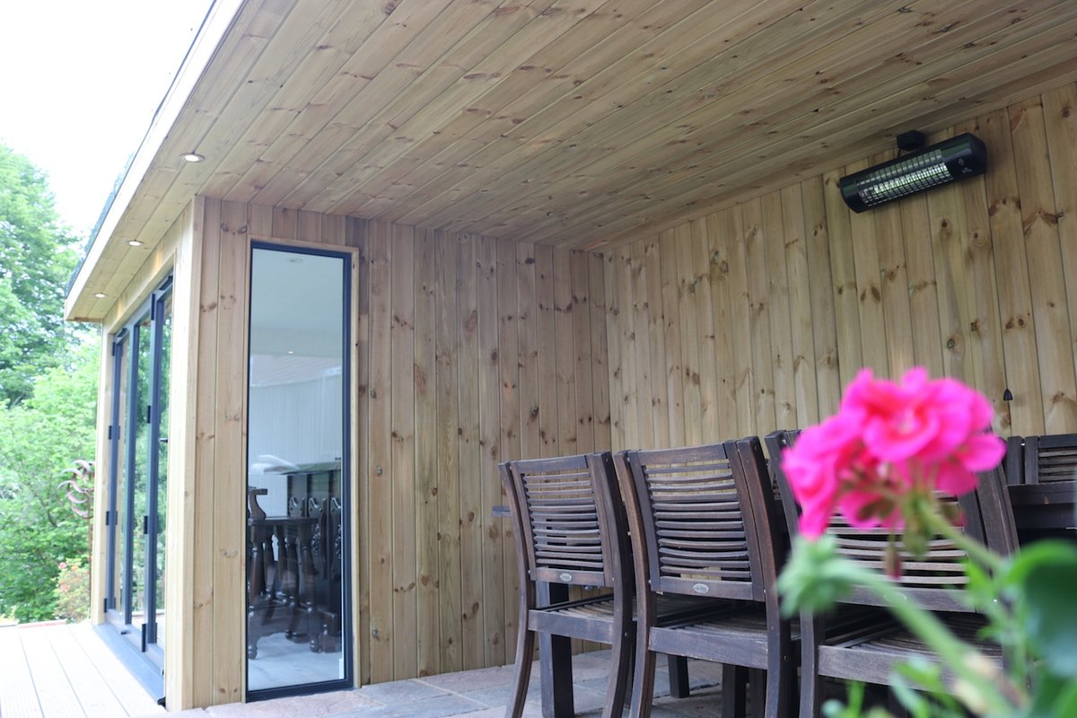 Stuck for ideas on what to do with that unused corner of the #garden? We’ve got you covered... 🙌🏻 bit.ly/2mkOeTj #gardeninspo #gardendesign