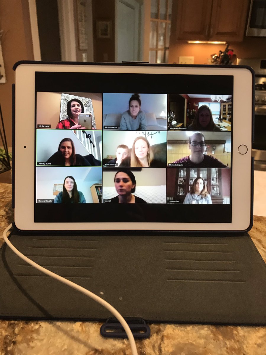 JillFlannery1's tweet image. The gang’s all here!! The kindergarten team was doing a test run with zoom! #workingoutthekinks