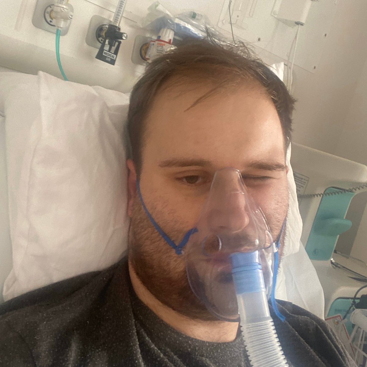 Ryan is a fit, healthy 28-year-old with no prior health conditions - but just a few days after he began noticing symptoms he was hospitalised with coronavirus that had developed into pneumonia and sepsis.  Watch the full story here:

itv.com/news/anglia/20…