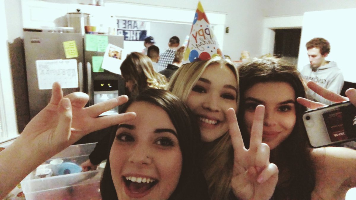 Maggie10_'s tweet photo. happy birthday to the queen of rallying &amp; one of my favorite people ever 🤩 i hope it is the absolute best, love u @abbymmc 🥳🥳 https://t.co/CFfa9ct5BS