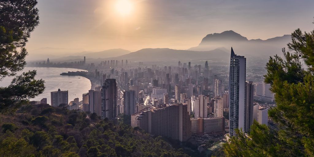 The Fuster Standard from <a href="/FusterSpain/">Fuster & Associates</a> guarantees that all the necessary legal paperwork has been completed in advance of a property being offered for sale, thus providing reassurance both for the agent selling it and for the buyer. buff.ly/33FOtMF