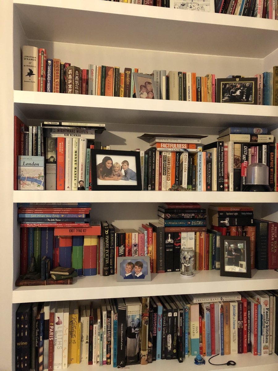 CathBurkeEditor's tweet photo. #ShowUsYourShelves No judgement (well, minimal) to those who colour code ๐ #ShelfRespect https://t.co/5yUwnGprUP