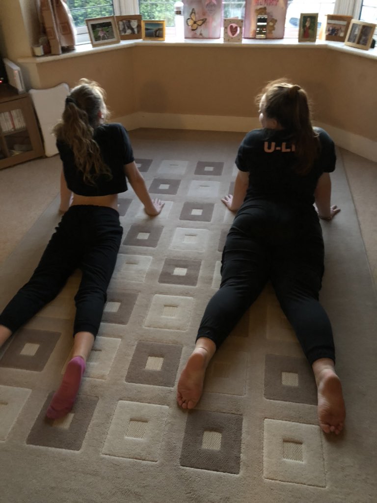 Amanda Jewell tweet media